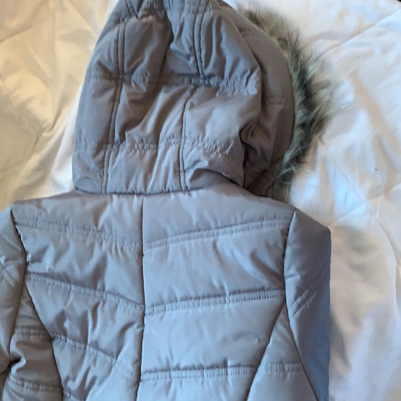 Girls Calvin Klein puffer - Picture 5 of 12